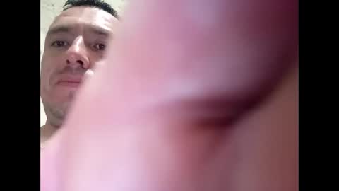 Snapshot of hugopaqui57 chatting on April 2026 01:15:01 AM hugopaqui57 online show from April 2026 01:15:01 AM