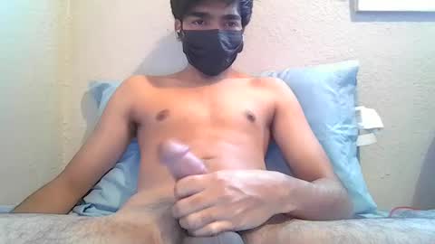 hulkyking1812000 online show from February 2025 07:41:01 PM