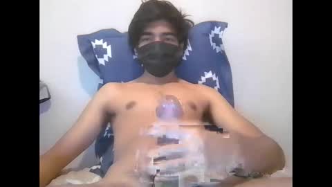 hulkyking1812000 online show from January 2026 04:12:02 PM