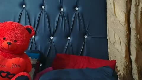 humongoustitss500929 online show from October 2025 04:37:01 PM