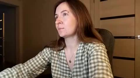 Snapshot of humpygrey chatting on November 2025 05:59:01 PM HumpyGrey online show from November 2025 05:59:01 PM