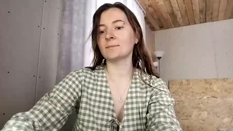 Snapshot of humpygrey chatting on November 2025 09:52:02 AM HumpyGrey online show from November 2025 09:52:02 AM