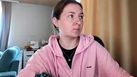 HumpyGrey online show from April 2026 05:01:02 AM