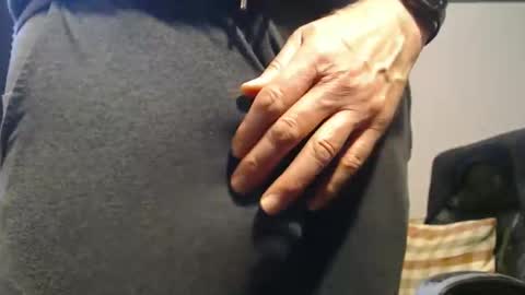Snapshot of hung_hot_fit10 chatting on May 2026 08:47:01 PM Big uncut cock dripping online show from May 2026 08:47:01 PM
