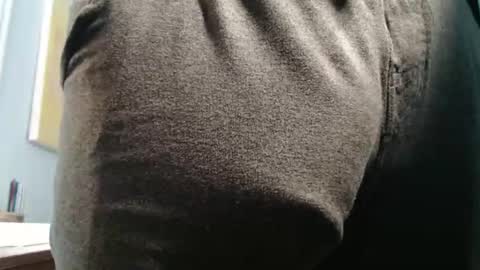 Snapshot of hung_hot_fit10 chatting on May 2026 02:56:02 PM Big uncut cock dripping online show from May 2026 02:56:02 PM