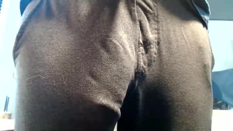 Snapshot of hung_hot_fit10 chatting on June 2026 02:08:02 PM Big uncut cock dripping online show from June 2026 02:08:02 PM