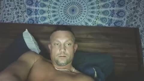 hunglikeray2286 online show from March 2026 07:08:02 AM