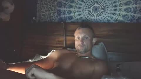 hunglikeray2286 online show from June 2026 09:37:02 AM