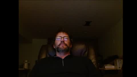 Snapshot of hunglonelyguy chatting on June 2026 03:18:02 AM LonelyGuy online show from June 2026 03:18:02 AM