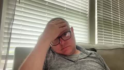 AARON online show from April 2026 04:08:01 PM