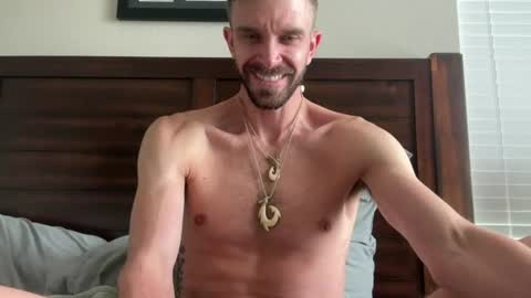 Snapshot of hungrunner24 chatting on June 2026 09:36:02 PM hungrunner24 online show from June 2026 09:36:02 PM