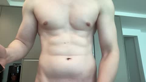 hungwank95 online show from April 2026 02:47:01 PM