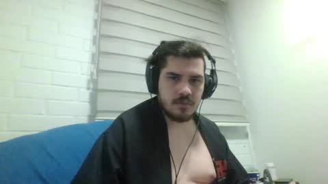 Snapshot of hungweeb chatting on May 2026 06:32:01 AM Rod online show from May 2026 06:32:01 AM