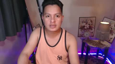 Snapshot of hunk_danny chatting on March 2025 12:26:02 PM hunk_danny online show from March 2025 12:26:02 PM