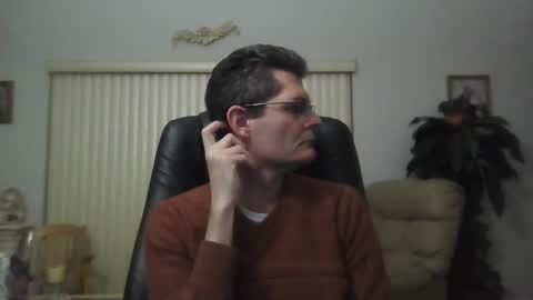 hunkmasclefad458 online show from February 2025 05:41:01 AM