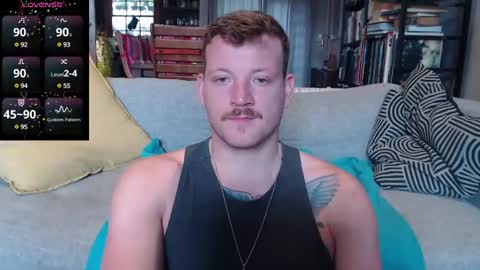 Snapshot of hunky_arthur chatting on December 2024 05:09:02 AM Hunky Arthur online show from December 2024 05:09:02 AM