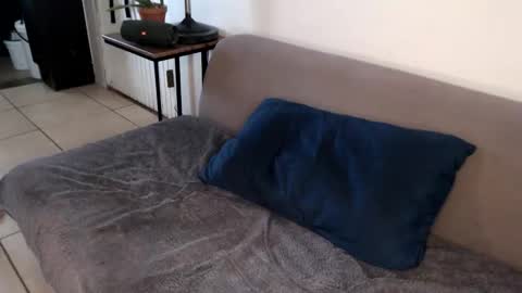 Hunky  Arthur online show from December 2025 08:45:02 AM