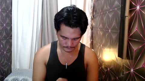 hunkylloyd online show from January 2025 06:41:02 AM