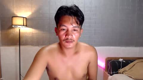 hunkylloyd online show from March 2026 03:09:02 AM