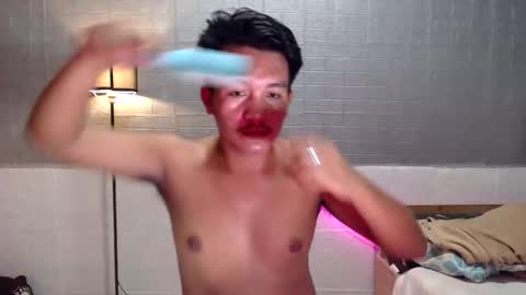 hunkylloyd online show from April 2026 06:22:02 AM