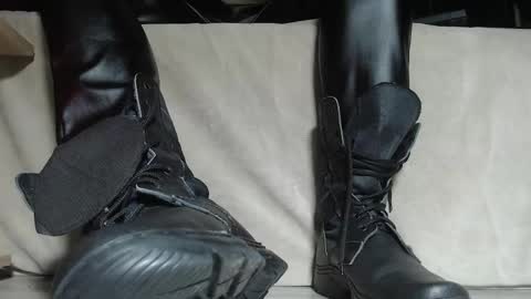 Snapshot of hunkytime chatting on May 2026 06:16:02 PM I AM NOT A DIRECTOR I AM THE BOSS KINGDADDYSIRSTR8ALPHAMASTER online show from May 2026 06:16:02 PM