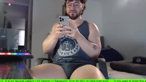 Snapshot of hunter_of_mn chatting on October 2025 12:57:02 PM online show from October 2025 12:57:02 PM