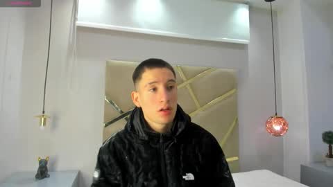 hunterheat_ online show from March 2026 12:41:02 PM