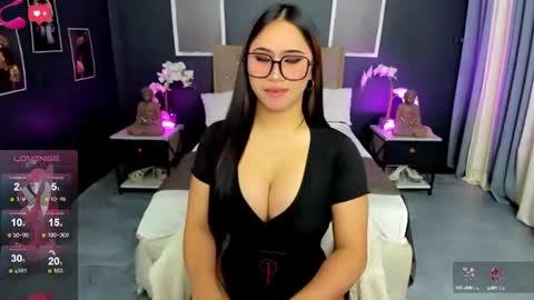 HELLO HANNAH IS BACK online show from July 2026 08:18:01 AM
