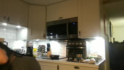 Goddess Hunyy online show from April 2026 11:31:02 PM