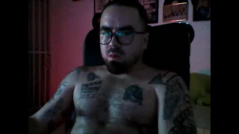 Snapshot of hurtadodirector chatting on May 2026 06:32:03 AM hurtadodirector online show from May 2026 06:32:03 AM