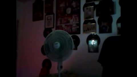 Snapshot of hurtadodirector chatting on May 2026 06:42:01 AM hurtadodirector online show from May 2026 06:42:01 AM