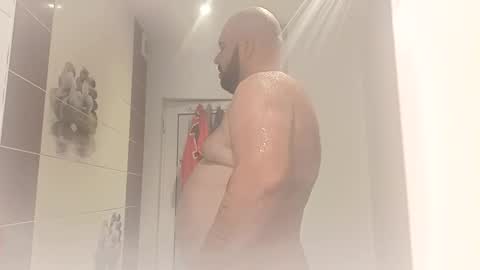 hustlehardd online show from November 2025 09:36:01 PM