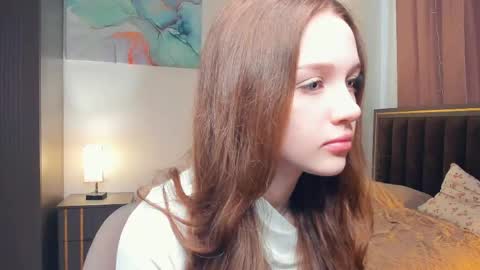 Snapshot of hwadwellingham chatting on April 2026 07:45:01 AM Lily online show from April 2026 07:45:01 AM