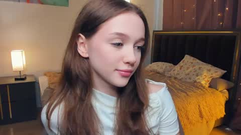 Snapshot of hwadwellingham chatting on May 2026 07:27:02 AM Lily online show from May 2026 07:27:02 AM