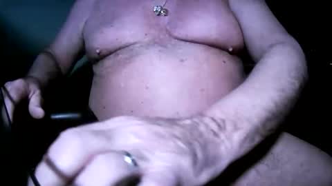 hwait121 online show from December 2025 06:27:01 PM