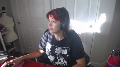 herma online show from December 2024 10:52:02 PM