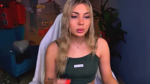 hyileyclark online show from February 2026 09:18:02 AM