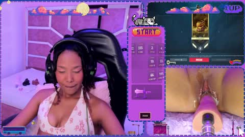 Snapshot of hyliebloom chatting on January 2025 12:52:01 PM Ashley online show from January 2025 12:52:01 PM