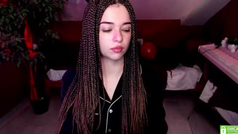 Julia online show from October 2025 09:42:01 PM