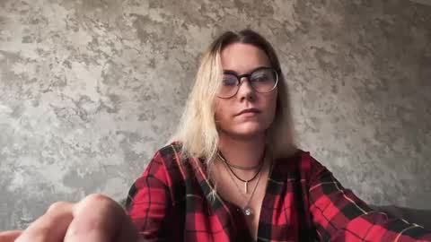 hypnosedesire online show from May 2026 09:37:02 AM