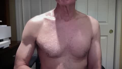 Snapshot of i8bgcq chatting on April 2026 01:53:02 PM The Talented Mr. DILFy online show from April 2026 01:53:02 PM