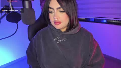 Snapshot of i_am_ari chatting on February 2025 02:22:02 AM Ari online show from February 2025 02:22:02 AM