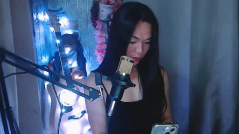 Snapshot of i_am_asian90 chatting on February 2026 06:57:02 PM Kim online show from February 2026 06:57:02 PM