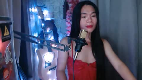 Snapshot of i_am_asian90 chatting on February 2026 07:28:02 PM Kim online show from February 2026 07:28:02 PM