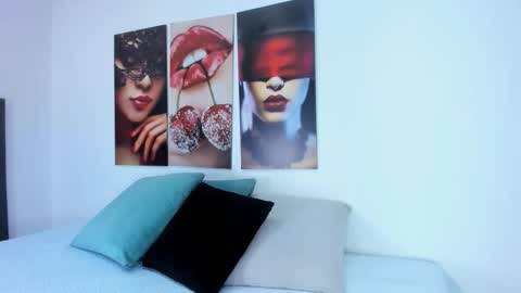 The Dolls online show from December 2025 08:24:02 PM