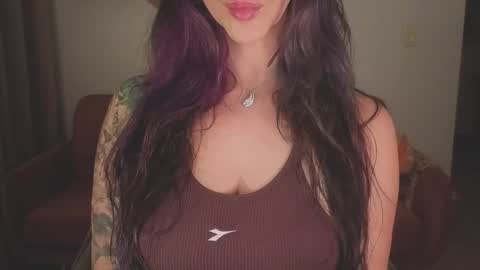 Lana Banana online show from December 2025 05:25:01 AM