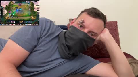 i o ro online show from November 2025 03:31:01 AM