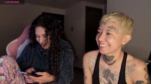 On instagram Imm  NikkiHelp me reach 100 likes online show from March 2025 06:49:01 AM