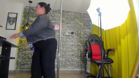 Samy   online show from January 2025 06:06:01 PM