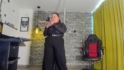 Samy   online show from January 2025 05:24:02 PM